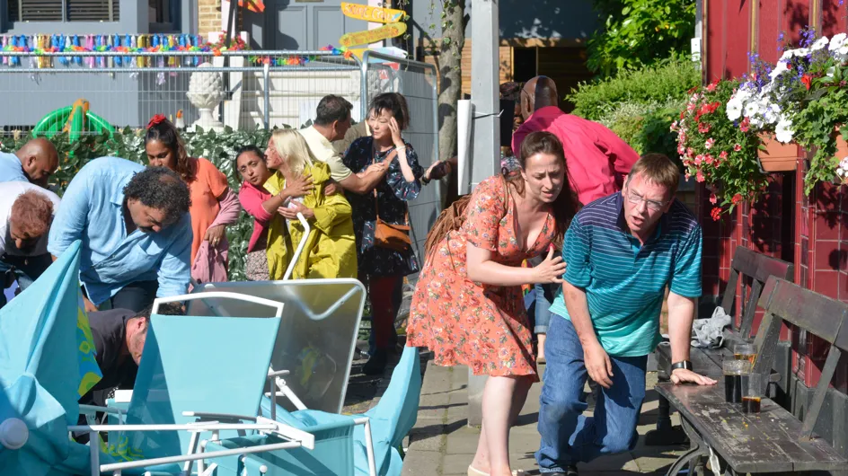 Eastenders 05/09 - Walford In Bloom Is Thrown Into Chaos